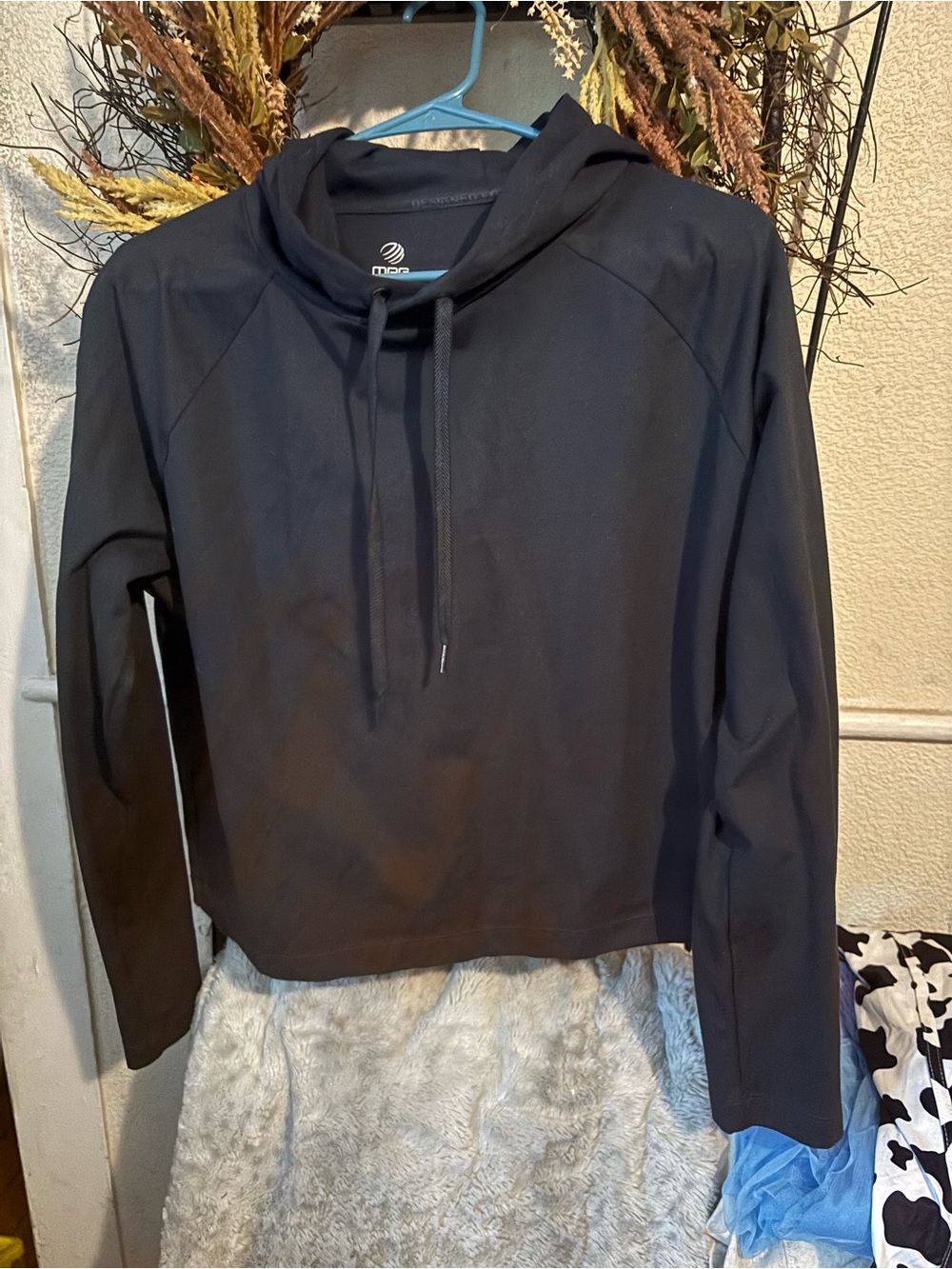 MPG Women's Black Cowl Neck Hooded Pullover